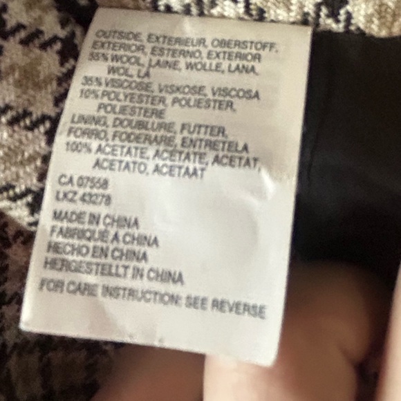 Mexx, size 8, tan/cream/brown plaid wool flared skirt, pleated, size zipper - Picture 5 of 10